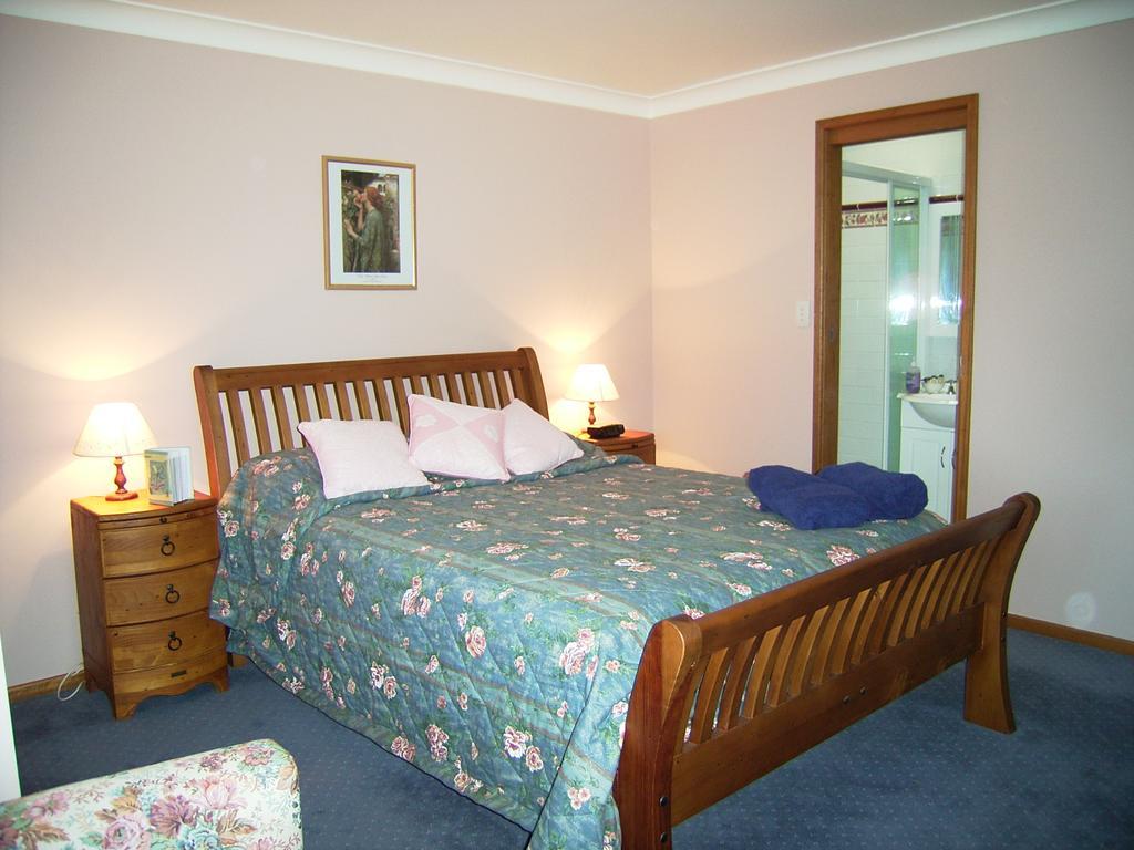 Lavender House Bed & Breakfast Entrance Luaran gambar