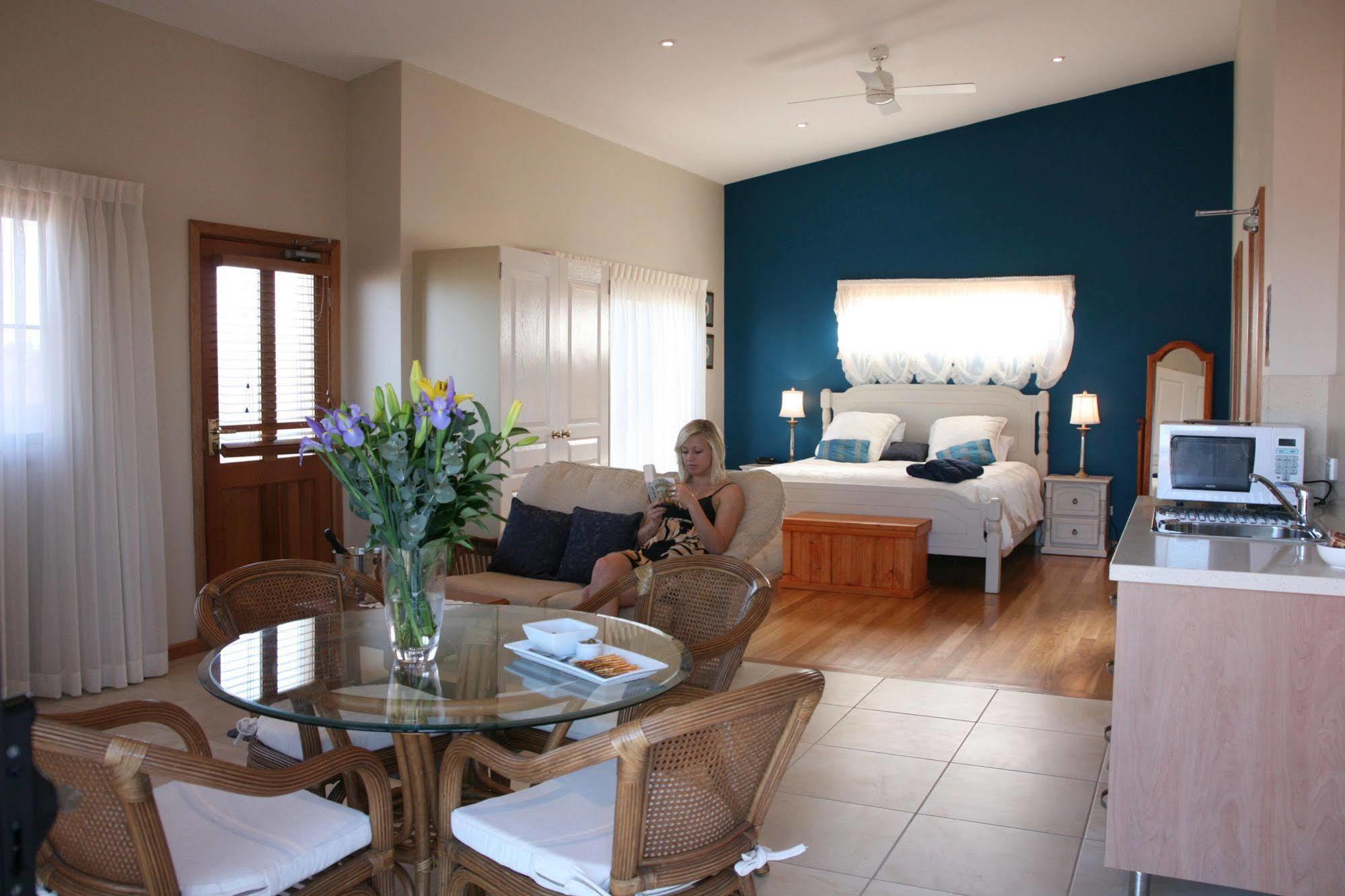 Lavender House Bed & Breakfast Entrance Luaran gambar