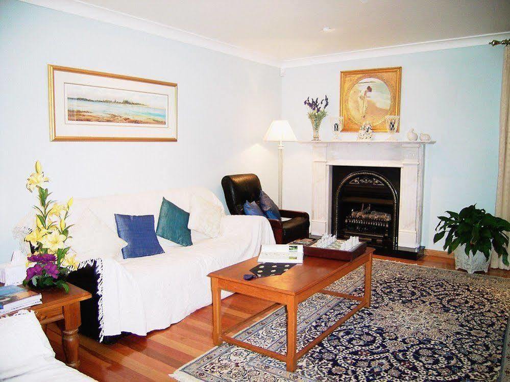 Lavender House Bed & Breakfast Entrance Luaran gambar
